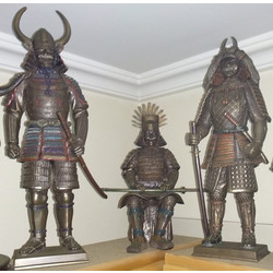 V.RARE STATUES 1/6 SCALE.Three Japanese Samurai warriors in armour and ready for battle with their weapons on stand-by Position.Οnly the superior in the hierarchy seats