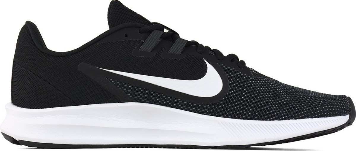 aq7486 001 nike