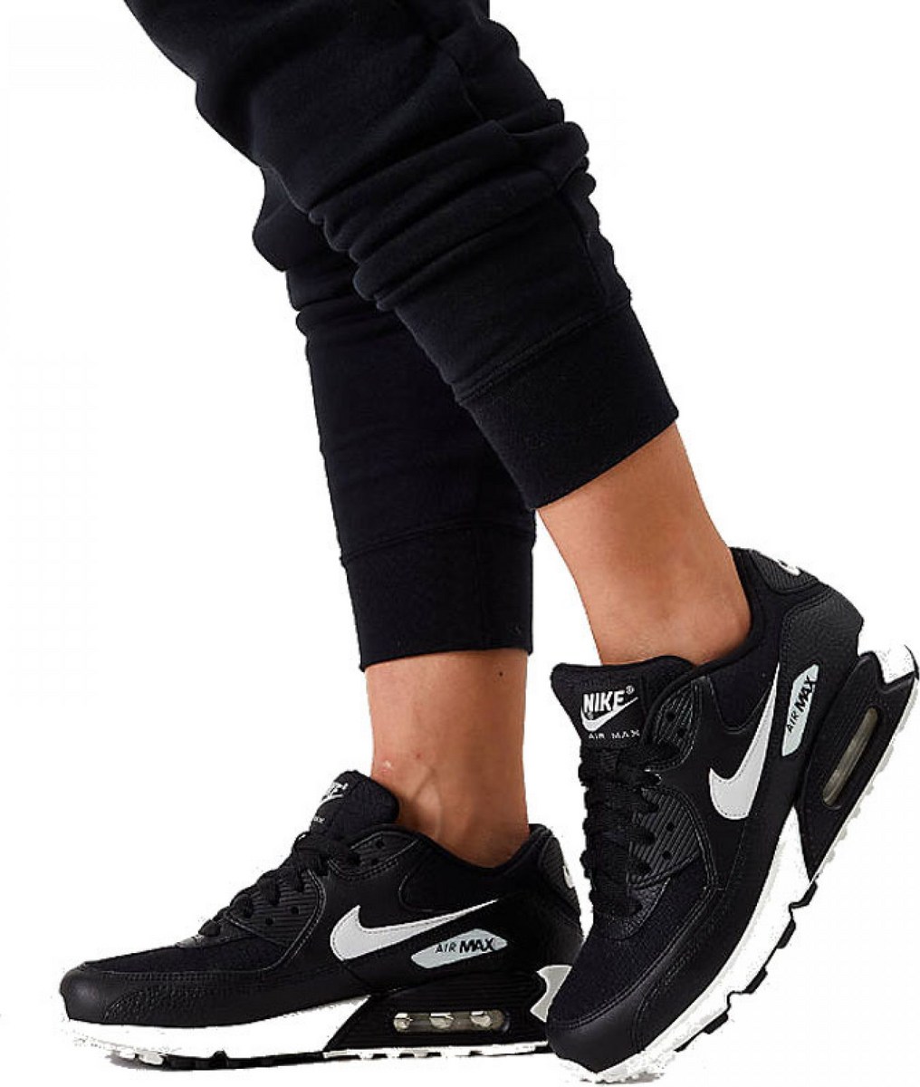 Nike Sportswear Essential BV4095-010 | BestPrice.gr