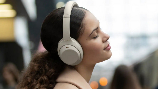 Sony WH-1000XM4 Wireless Ενσύρματα & Ασύρματα Bluetooth Ακουστικά Over Ear με Noise Canceling Μαύρα: Φόρεσέ τα για όσες ώρες θες