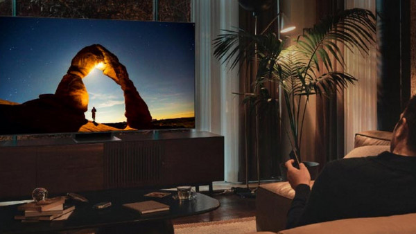 Samsung QE55Q80BAT Smart Τηλεόραση 55" 4K UHD QLED HDR: Real Depth Enhancer