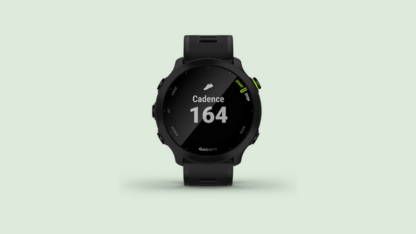 Garmin Forerunner 55 White: Τρέξιμο σε στίβο & ειδοποιήσεις βημάτων