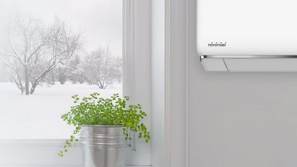 Инверторный кондиционер Toyotomi THN/THG-A28VR22 мощностью 9000 BTU, класс энергоэффективности A++/A+++, с Wi-Fi: обеспечивает стабильную температуру зимой.