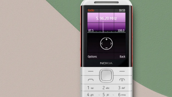 Nokia 5310 2020: Κυρτή οθόνη με κουμπιά για τη μουσική