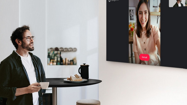 Samsung UE55BU8072U Smart Τηλεόραση 55" 4K UHD Edge LED HDR: Βιντεοκλήσεις & φωνητικός βοηθός