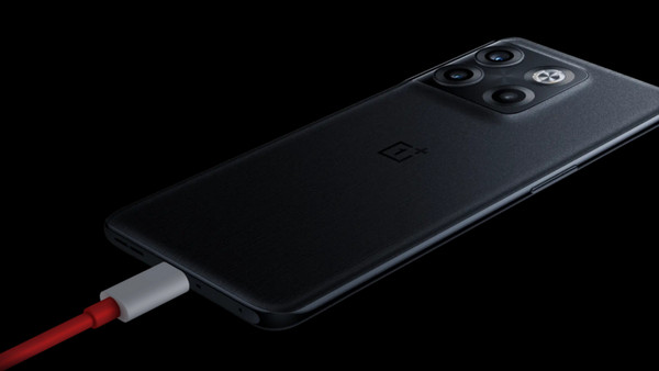 OnePlus 10T 8GB 128GB: Αποδοτική φόρτιση συσκευής