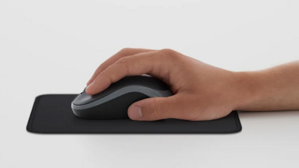 Logitech M185 Ασύρματο Mini Ποντίκι Red: Εργονομικός σχεδιασμός