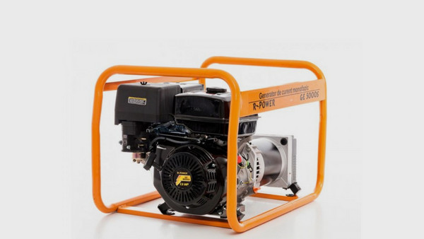 Ruris GE 5000: Κινητήρας 13HP