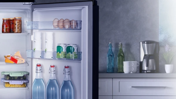 Inventor DPB144B Δίπορτο Ψυγείο 206lt Υ143.4xΠ55xΒ54.2cm Μαύρο: Γυάλινα ράφια
