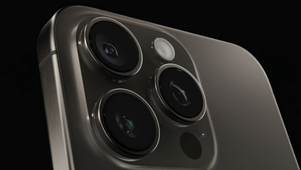Apple iPhone 15 Pro Max 256GB: Λήψεις γεμάτες λεπτομέρεια