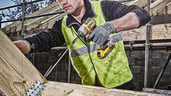 Dewalt DCK266P2T: Άνετη μεταφορά και αποθήκευση