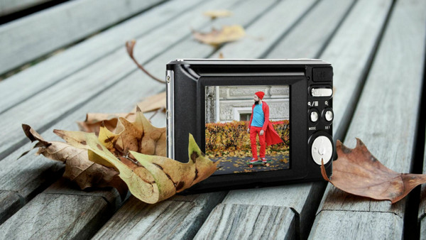 AgfaPhoto DC5200 Red: Οθόνη LCD 2,4 ιντσών