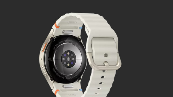 Samsung Galaxy Watch 7 LTE 44mm Silver: Σύντροφος στην προπόνηση