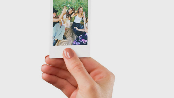 Fujifilm Color Instax Mini Instant: Κράτα τις αναμνήσεις σου