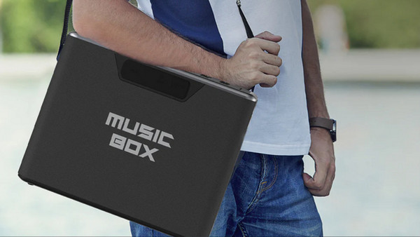 HiFuture Musicbox Σύστημα Καραόκε με Ασύρματο Μικρόφωνο: Φορητότητα και αυτονομία