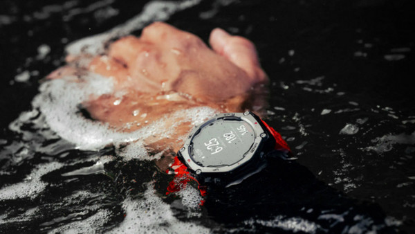 Amazfit T-Rex 3 Lava Red: Ανθεκτικός σχεδιασμός