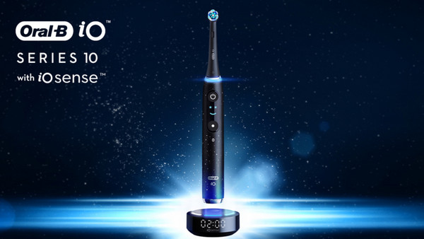 Oral-B iO Series 10 Cosmic Black Ηλεκτρική Οδοντόβουρτσα με Χρονομετρητή Αισθητήρα Πίεσης & Θήκη Ταξιδίου: Έγχρωμή Οθόνη OLED