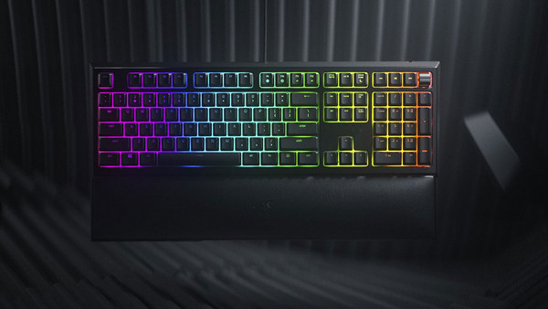 Razer Ornata V2 Chroma Gaming Πληκτρολόγιο με Hybrid Διακόπτες RGB Black: Διάλεξε το χρώμα σου