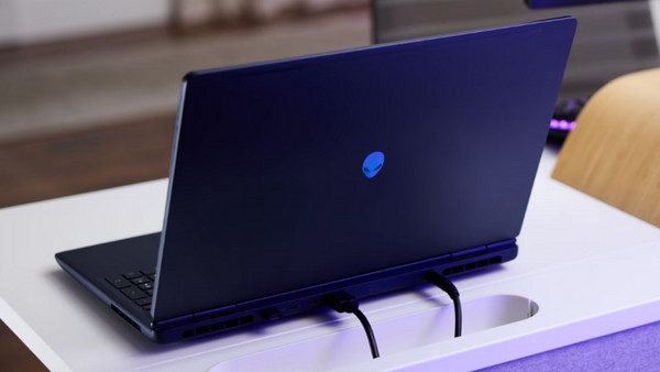 Dell Alienware 16 Aurora AC16250: Επιδόσεις αιχμής με Intel Core 7