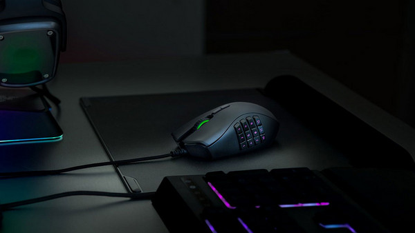 Razer Naga Trinity Ενσύρματο Gaming Ποντίκι RGB 16000 DPI Black: 16,8 εκατομμύρια είναι πολλά;