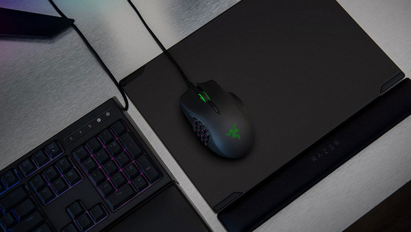 Razer Naga Trinity Ενσύρματο Gaming Ποντίκι RGB 16000 DPI Black: Προέκταση του χεριού σου