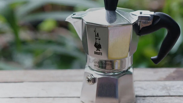 Bialetti Moka Express Μπρίκι Espresso 9Cups Inox: Συντήρηση χωρίς ιδιαίτερο κόπο
