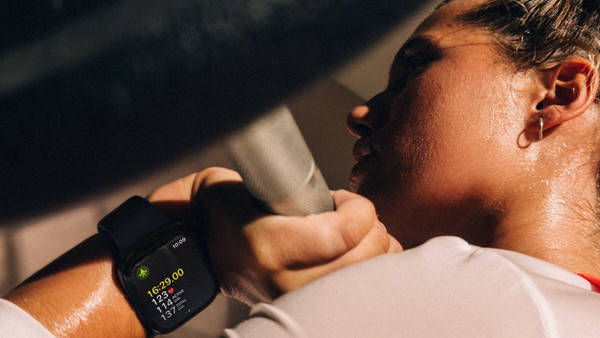 Apple Watch Series 12 Cellular 42mm Aluminum Dark Bronze Olive: Η υγεία σου, πιο ολοκληρωμένα