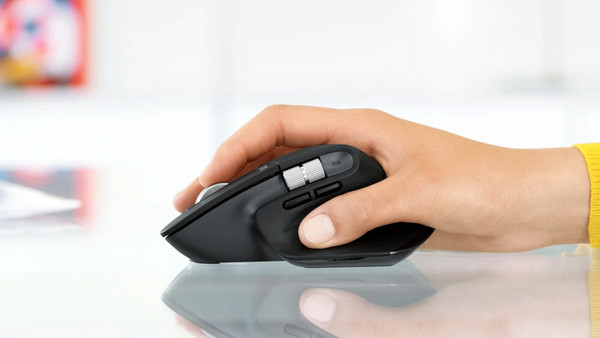Logitech MX Master 3 Ασύρματο Bluetooth Ποντίκι Εργονομικό Graphite: Εργονομικός σχεδιασμός