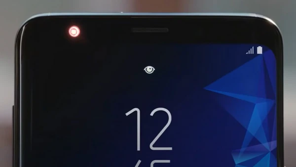 Samsung Galaxy S9 64GB Dual: Αναγνώριση προσώπου και σάρωση ίριδας