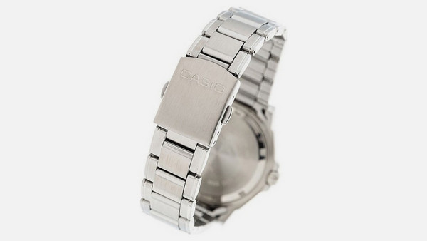 Casio Ανδρικό Ρολόι με Ασημί Μεταλλικό Μπρασελέ MTD-1053D-1AVEF: Ημερομηνία & αντίστροφη στεφάνη