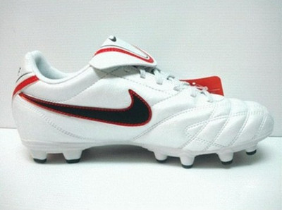 nike tiempo natural iii