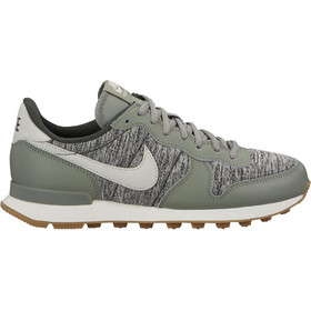 womens internationalist nike