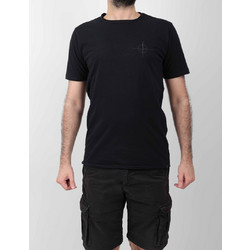 KAYAK T-SHIRT ΚΟΝΤΟΜΑΝΙΚΟ ΜΑΥΡΟ ΜΕ ΛΑΙΜΟΚΟΨΗ ΚΑΙ LOGO ΣΤΟ ΣΤΗΘΟΣ ΚΑΝΟΝΙΚΗ ΓΡΑΜΜΗ