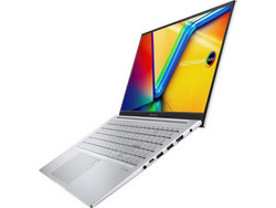 Asus VivoBook 15 OLED M1505YA-OLED-MA316W (Ryzen 5-7430U/16GB/512GB SSD/Radeon Graphics/Windows 11)