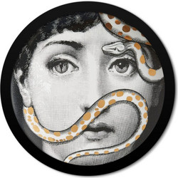Girl with a snake - Κορνίζες με εκτύπωση - Walls