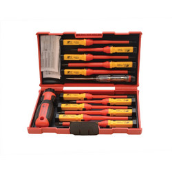 ΚΑΣΕΤΙΝΑ ΜΕ ΚΑΤΣΑΒΙΔΙΑ 13PCS VDE CRV - 598024