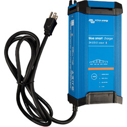 Victron Energy Blue Smart IP22 24/8-1