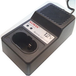 Φορτιστής μπαταριών 12V Kumas