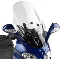 Givi D229ST Ζελατίνα Μηχανής για Piaggio X9 200 / 250 / 500 Evolution '03-'08 650x500mm GIVPIAZEL01