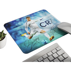 Ronaldo Small
