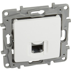 Πρίζα Δικτύου RJ 45 UTP Cat6 Λευκή Legrand Niloe - 764573