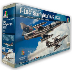Italeri F-104 Starfighter G/S Upgr. EditRF Version with Greek Decals 1:32