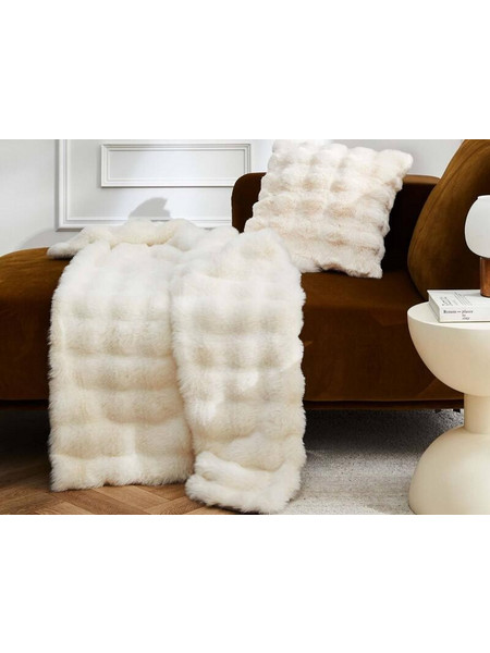 Douceur d'interieur Κουβέρτα Mounty με εσωτερική επένδυση fleece και διαστάσεις 125x150cm - White