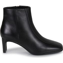 Clarks Seren55 Γυναικεία Μποτάκια Αστραγάλου Δερμάτινα Μαύρα με Λεπτό Ψηλό Τακούνι 26166942