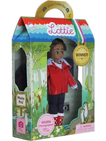Lottie Φωτογράφος Άγριας Φύσης