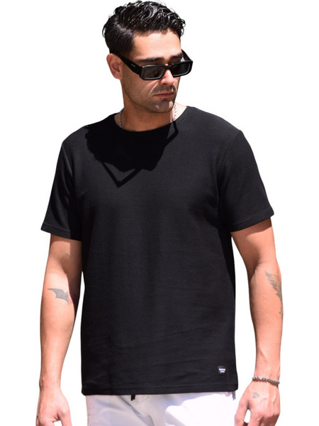 Ανδρικό T-Shirt ,ημίστενη γραμμή ,χρώμα μαύρο (κωδ.TS38)
