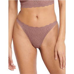 Sloggi Zero Feel Bliss Γυναικείο String Χωρίς Ραφές Nude 10219696-1141