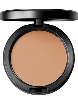 M·A·C Studio Fix Powder Plus Foundation NW18 15gr