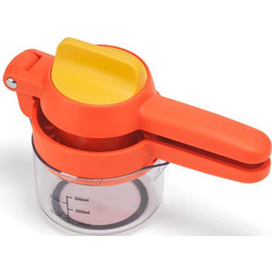 Joseph Joseph JuiceMax Plus Citrus Press w. Measuring Cup