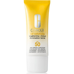 Clinique UV Solutions Brightening Light Medium Αντηλιακή Κρέμα Προσώπου με Χρώμα SPF50+ 40ml
